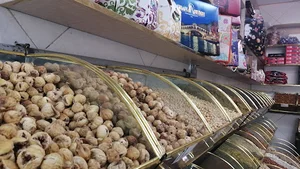 خوار بار فروشی نمونه