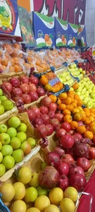 میوه و سبزی فروشی احمدی 4