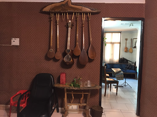 آموزشگاه موسیقی زند