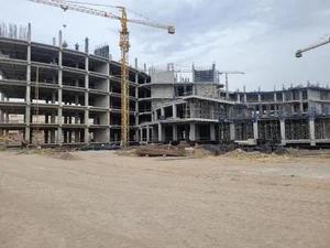 بیمارستان ۷۰۰ تختخوابی قزوین (در دست ساخت) 4