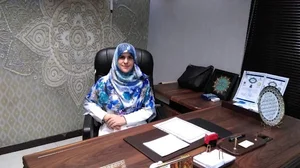 دکتر مینا معارف وند متخصص طب سنتی