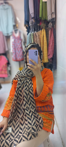 پوشاک نارسیس
