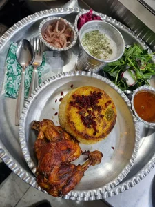 کبابسرا و دیزی سرا شاهان 4