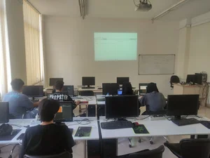 آموزشگاه فنی حرفه ای کارا