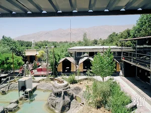 باغ رستوران پشت راه