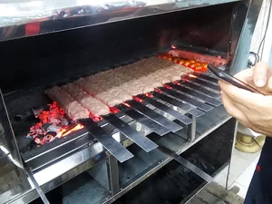 رستوران کباب ساطوری بناب
