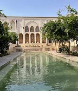 Manouchehri restaurant 2 . رستوران منوچهری ۲