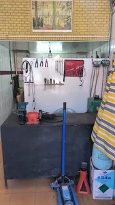 تعمیرگاه الکترونوین (کارنو مهارت 169)