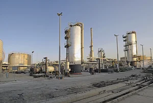شرکت فرآوری مواد نفتی قیر تهران پاسارگاد