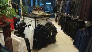 پوشاک آرمانی