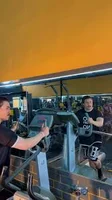 باشگاه بدنسازی برادران اکبری