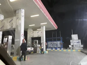 جایگاه گاز پایگاه هشتم شکاری 4