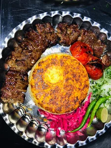 رستوران قلعه