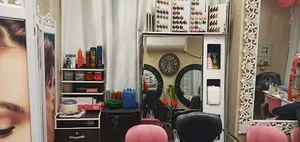 سالن آرایش و زیبایی نازبانو