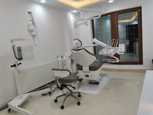 مطب دندانپزشک دکتر وحید ایزدی