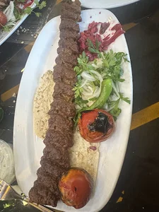 رستوران هرمزان