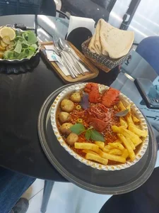 مجموعه گردشگری و رستورانی ریور 3