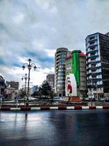 مجسمه میدان پرستار