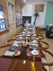 رستوران سفیران 5