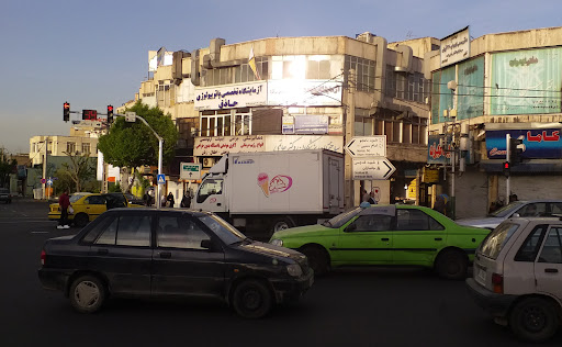 آزمایشگاه پاتوبیولوژی حاذق