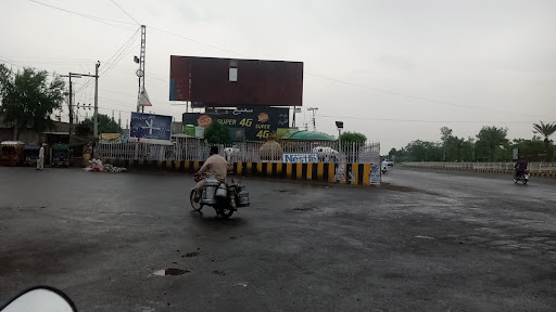 Lahore Morr Bus Stop,Khanewal