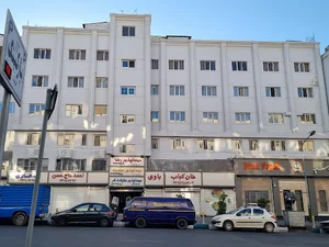مسافرخانه حقیقت فر