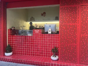 Bee Cafe