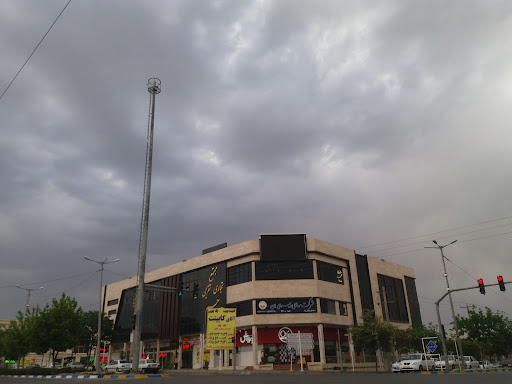 مجتمع تجاری تفریحی جم