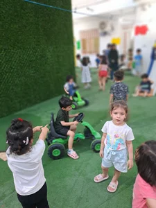 اهواز، گلستان. موسسه، کودک خلاق، دکتر صاحبی
