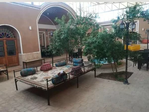 رستوران سنتی خانه غذا