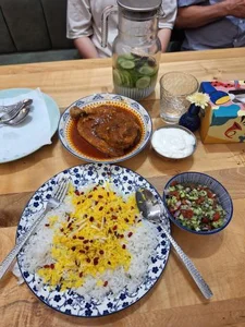 کبابی نور 4