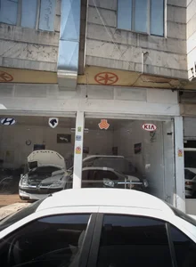 نمایشگاه اتومبیل 2