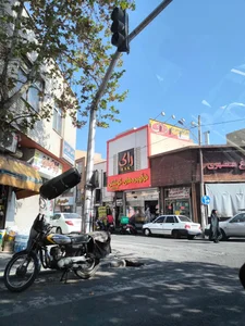 فرآورده های گوشتی راک (شعبه بهار) 3