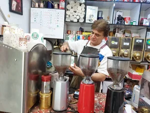 قهوه ونیز 4