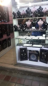 نقره وبدلیجات یاس