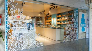 Dero Cafe Bakery