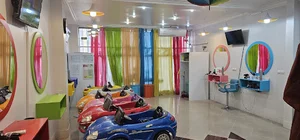 آرایشگاه کودکان لبخند
