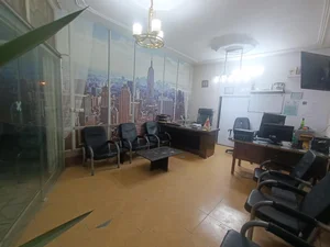 مشاورین املاک حقیقت 2