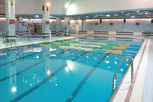 استخر سرپوشیده شهید رضوی نژاد