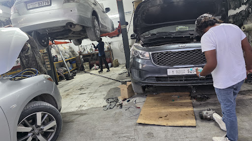 Car Battery Replacement and Car Mechanic