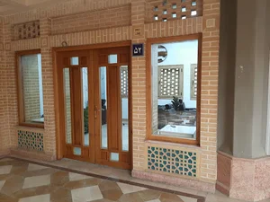 آرایشگاه آدور
