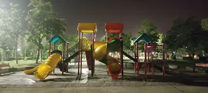وسایل بازی پارک غدیر