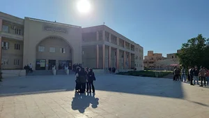 دانشکده مهندسی عمران و معماری دانشگاه شهید چمران