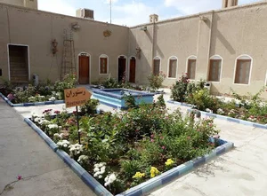 هتل جهانگردی نایین