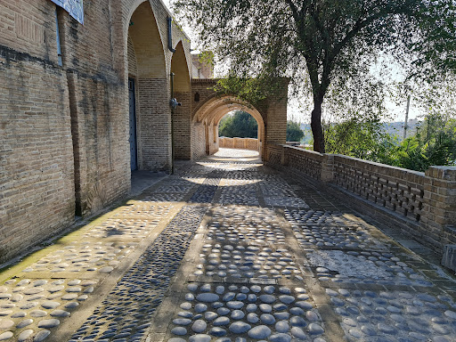دزفول گذز معزی