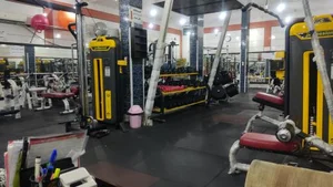 باشگاه ورزشی مدال آوران 4