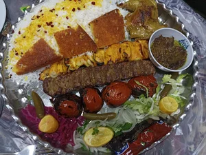 کافه رستوران باغ بهشت