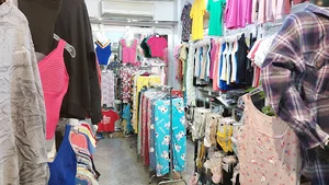 پوشاک زنانه ترافیک