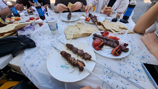 کبابسرای دوستان