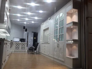 کابینت و دکوراسیون پیرامون